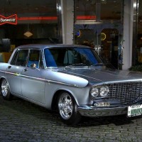 crown_sedan